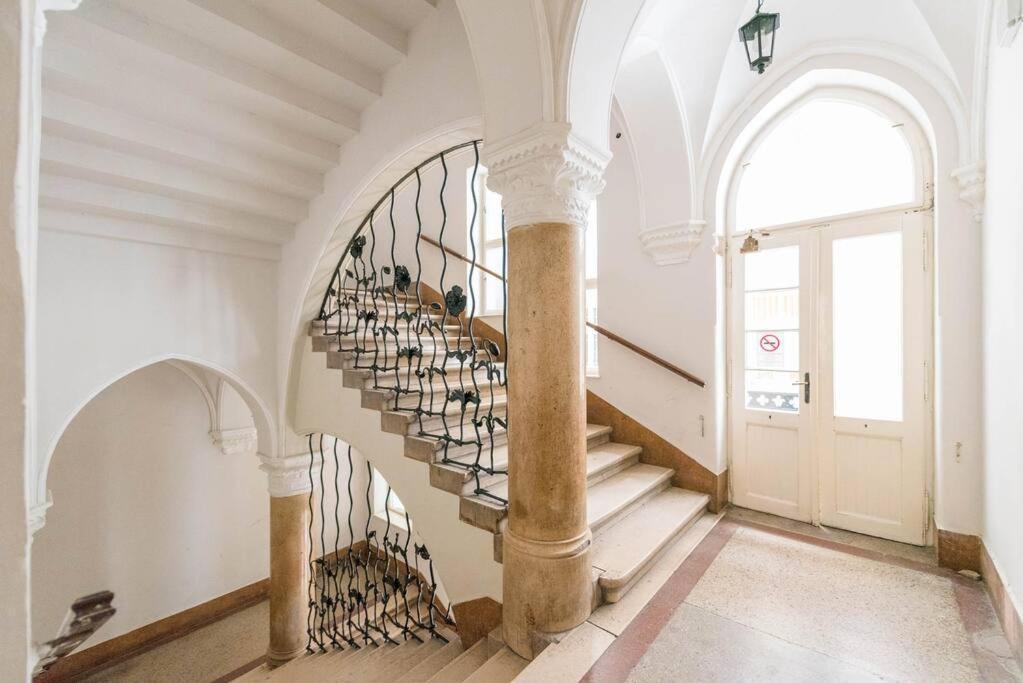 Venus Apartments - The Actor'S Den Budapest Extérieur photo